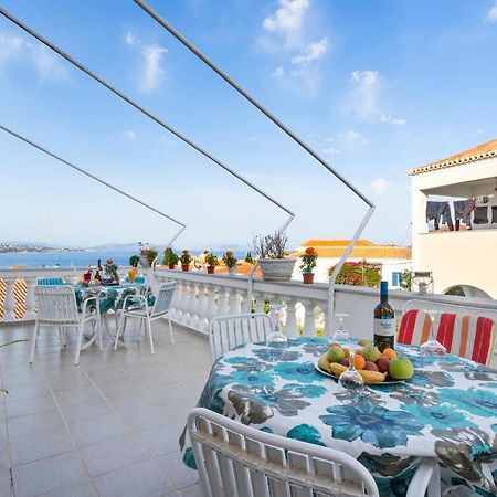 Отель Unforgettable Return To Timeless Spetses Экстерьер фото