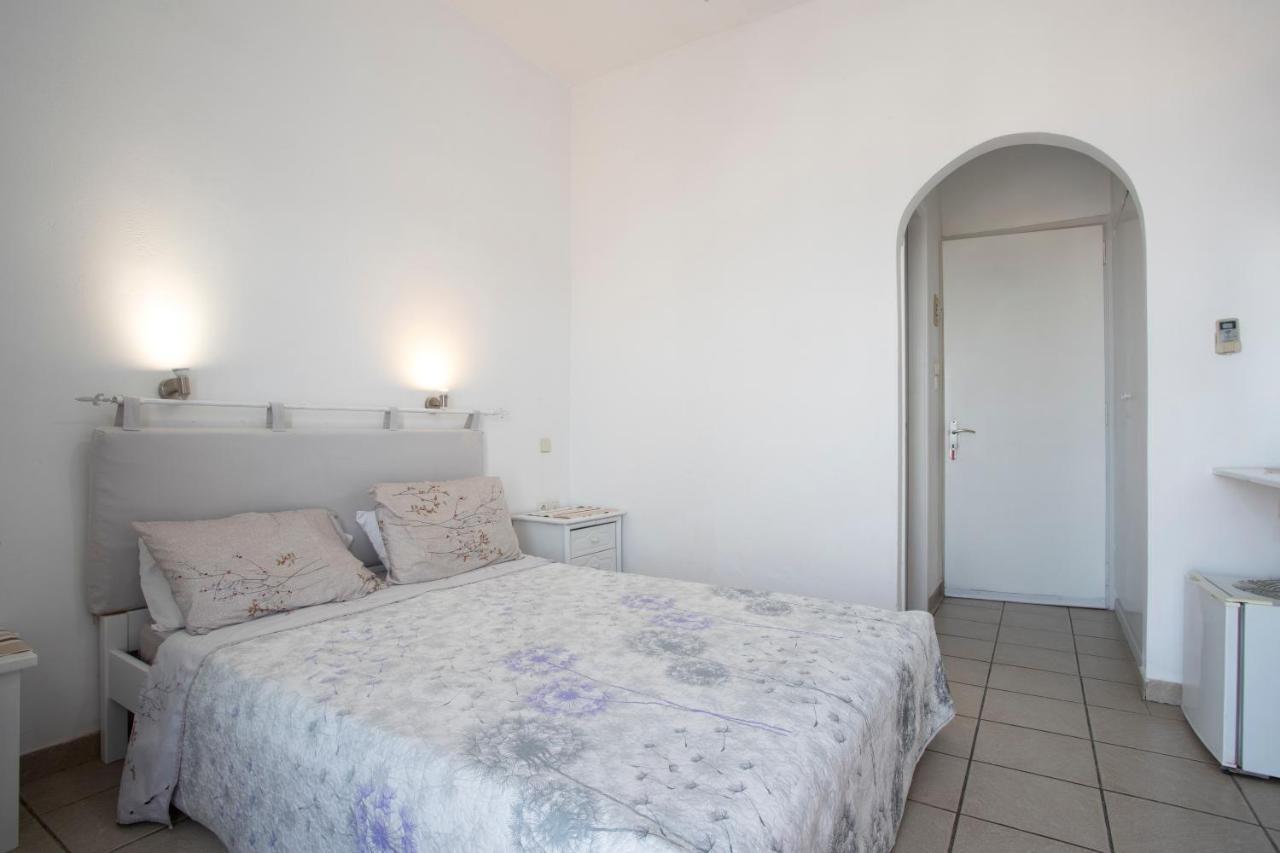 Отель Unforgettable Return To Timeless Spetses Экстерьер фото